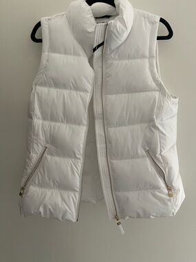 NWOT Tommy Hilfiger White Vest